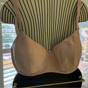 Womens tee shirt bra